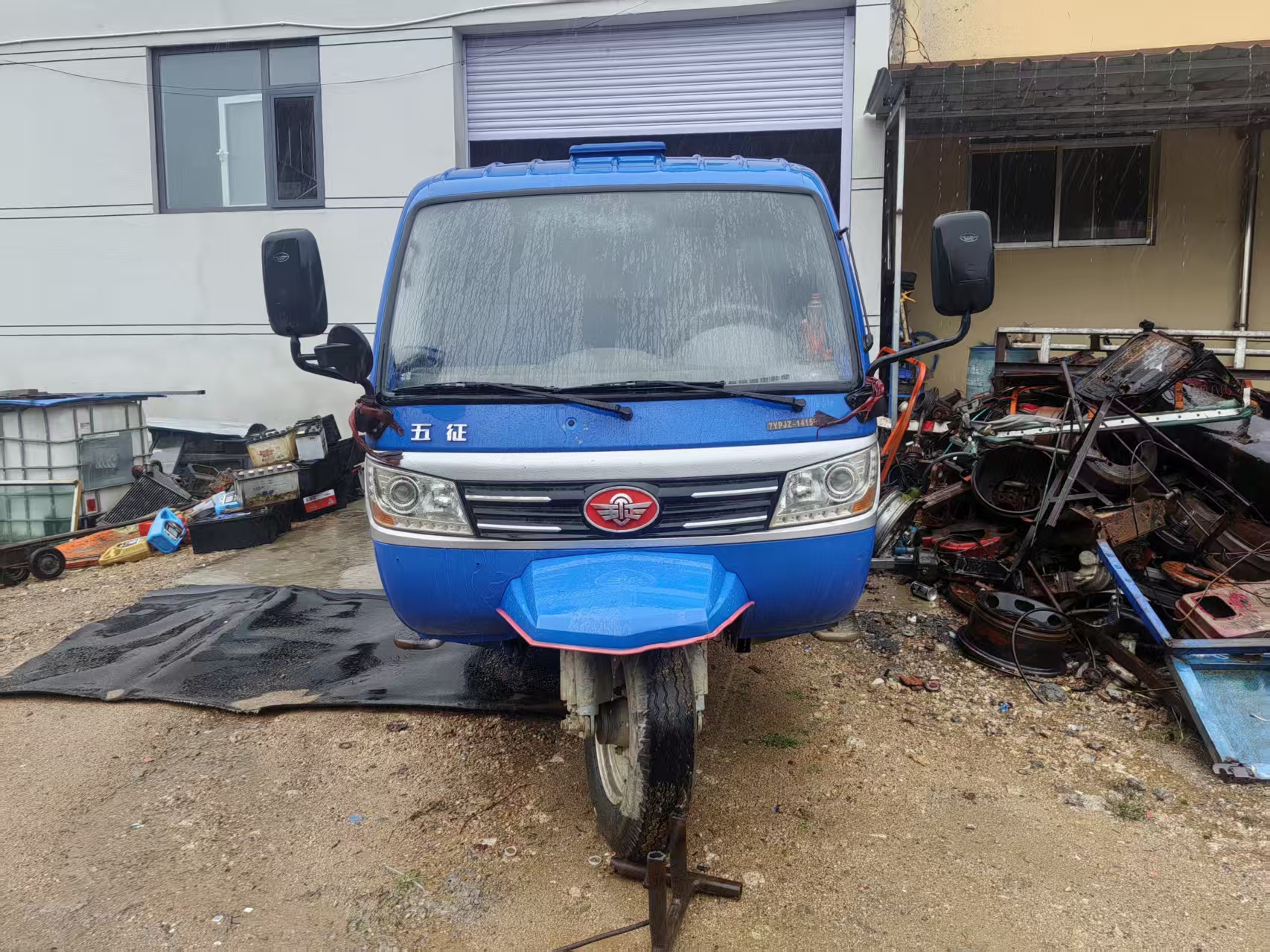 五征奥翔1600平板22马力，没有高低速，油顶斗长3X1.7，车箱原板原柒，原价